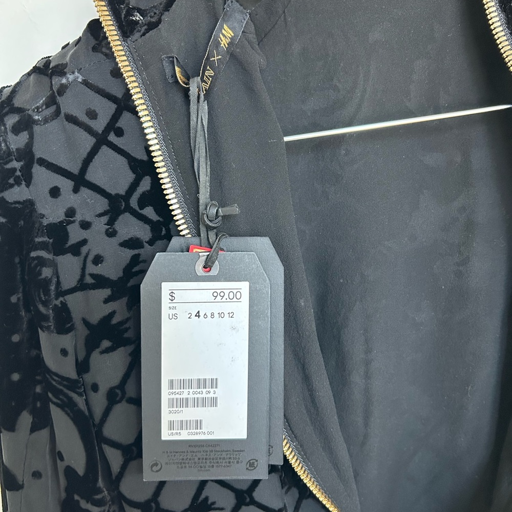 NWT Balmain x H&M Velvet Viscose Silk Long Sleeve Top Size EU34 Fits XS Size 2 - Picture 10 of 12